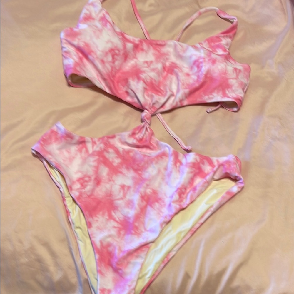 Ladies Pink Tie-Dye One Piece Swimsuit
